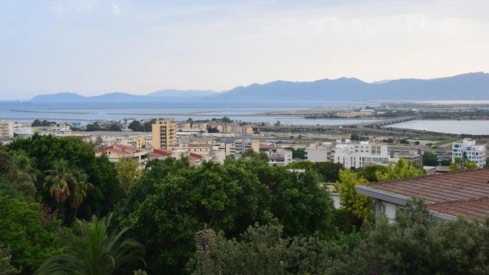 Splendido Open Space, A 10 Min A Piedi Dal Centro Iuns2308 Cagliari 0*,